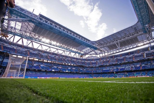 当顶棚被关, 酷热 当顶棚被关, 酷热