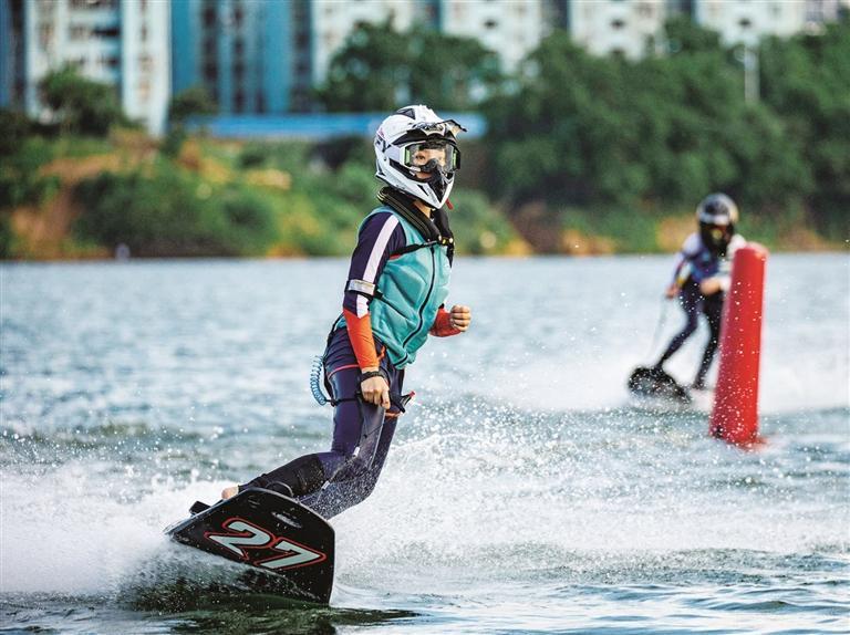 中国体育旅, 中国体育旅, 让柳州的山
