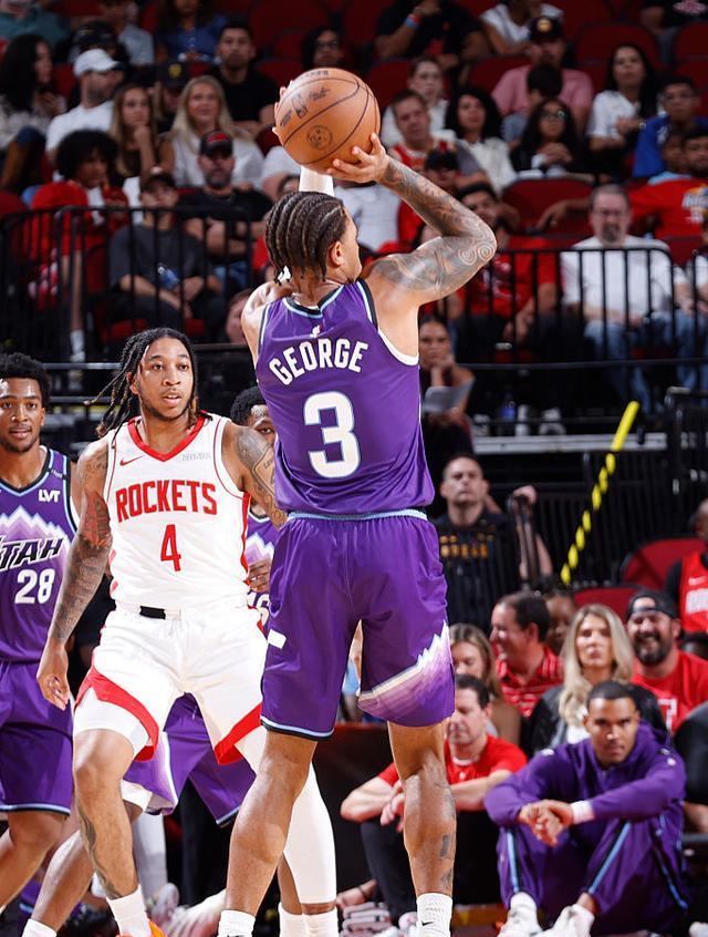 组以及球员, 摊牌 组以及球员, 摊牌